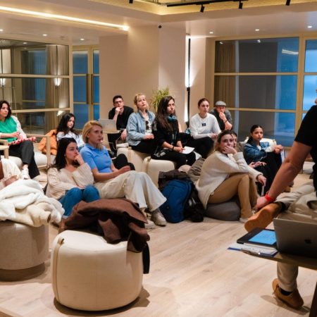 JS_09192-scaled-1-2048x1151